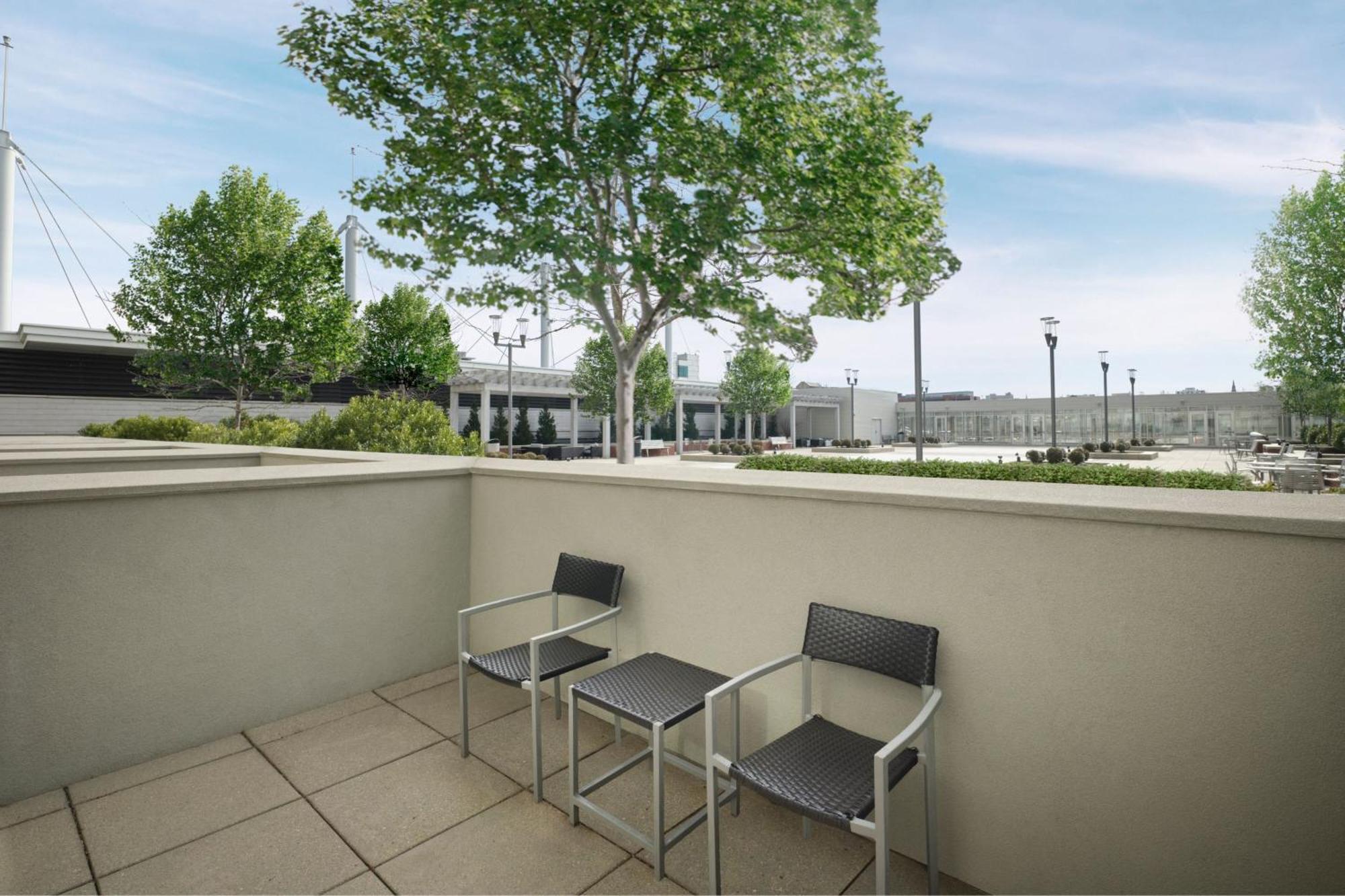 Courtyard By Marriott Erie Bayfront Hotel Exterior photo